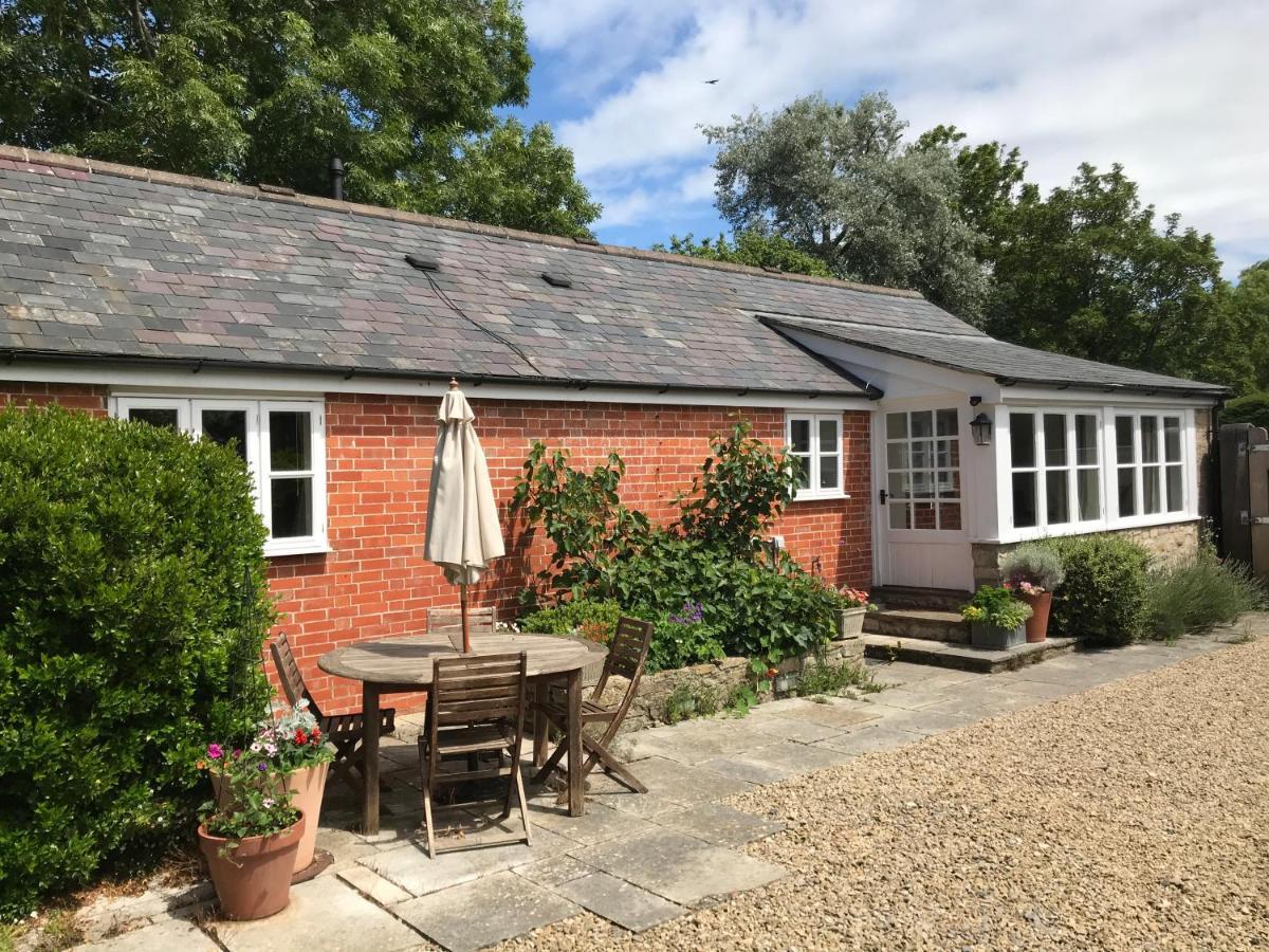 Norburton Hall Cottages Bridport Exterior photo
